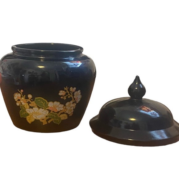 Vintage Avon glass trinket box/urn - Picture 4 of 9